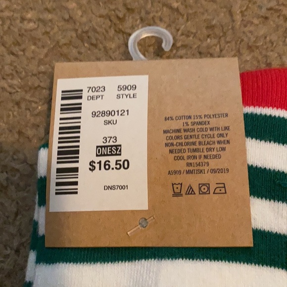 Aeropostale Christmas “Elf” socks- One Size-NWT - Picture 4 of 5